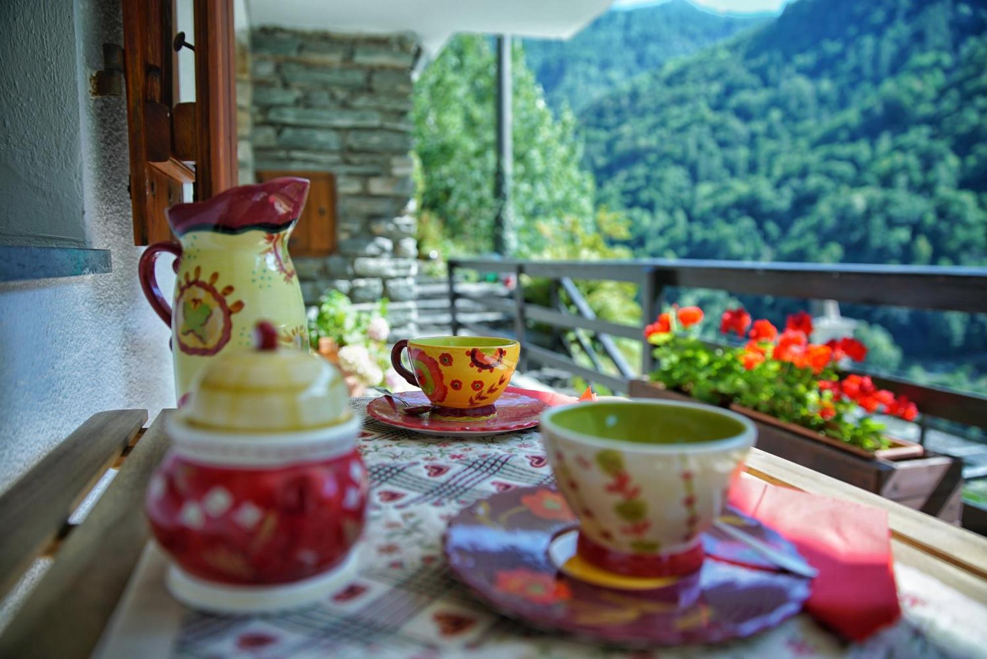 Bed and Breakfast Lo Chalet Pontboset Екстер'єр фото