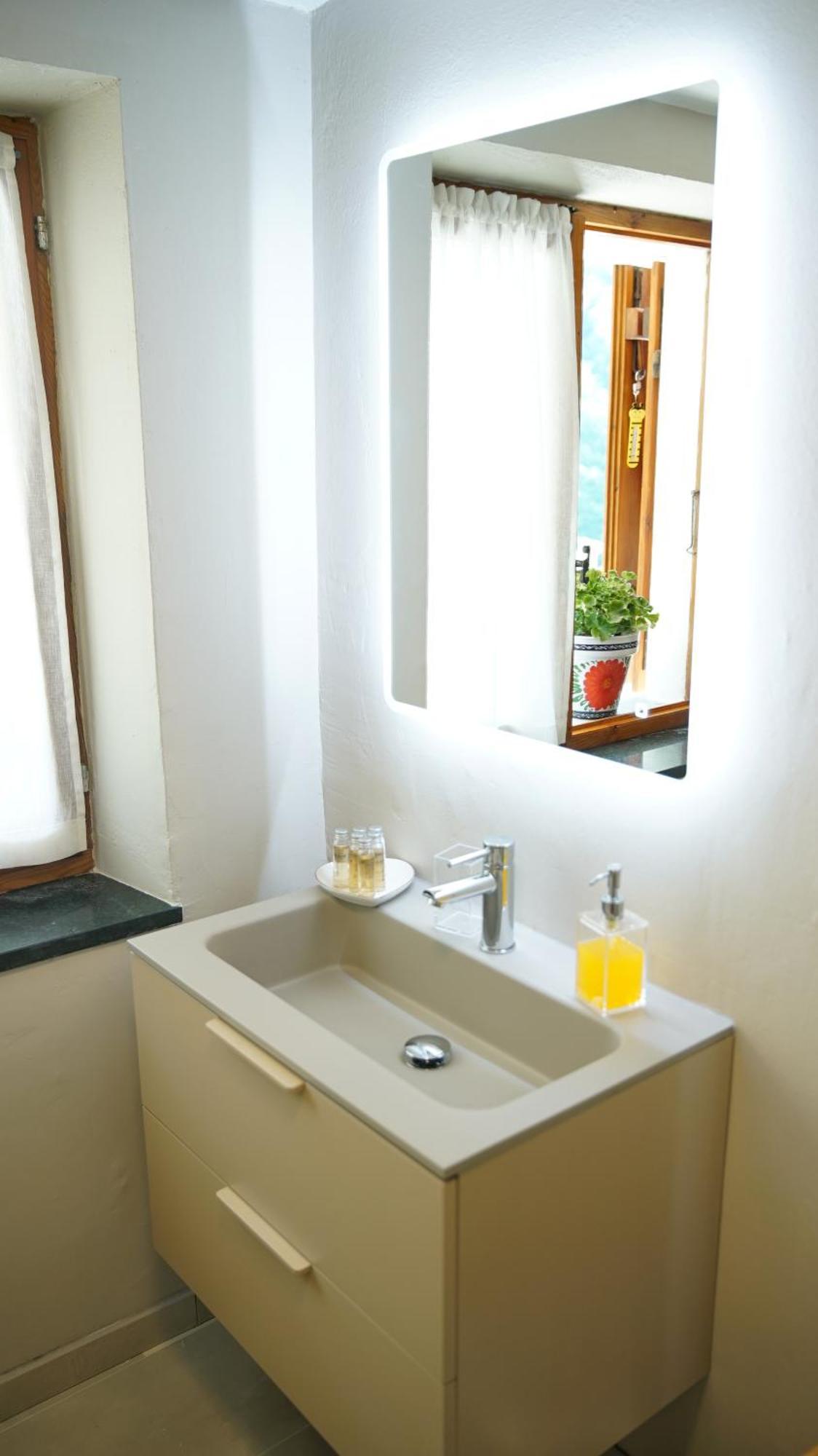 Bed and Breakfast Lo Chalet Pontboset Екстер'єр фото