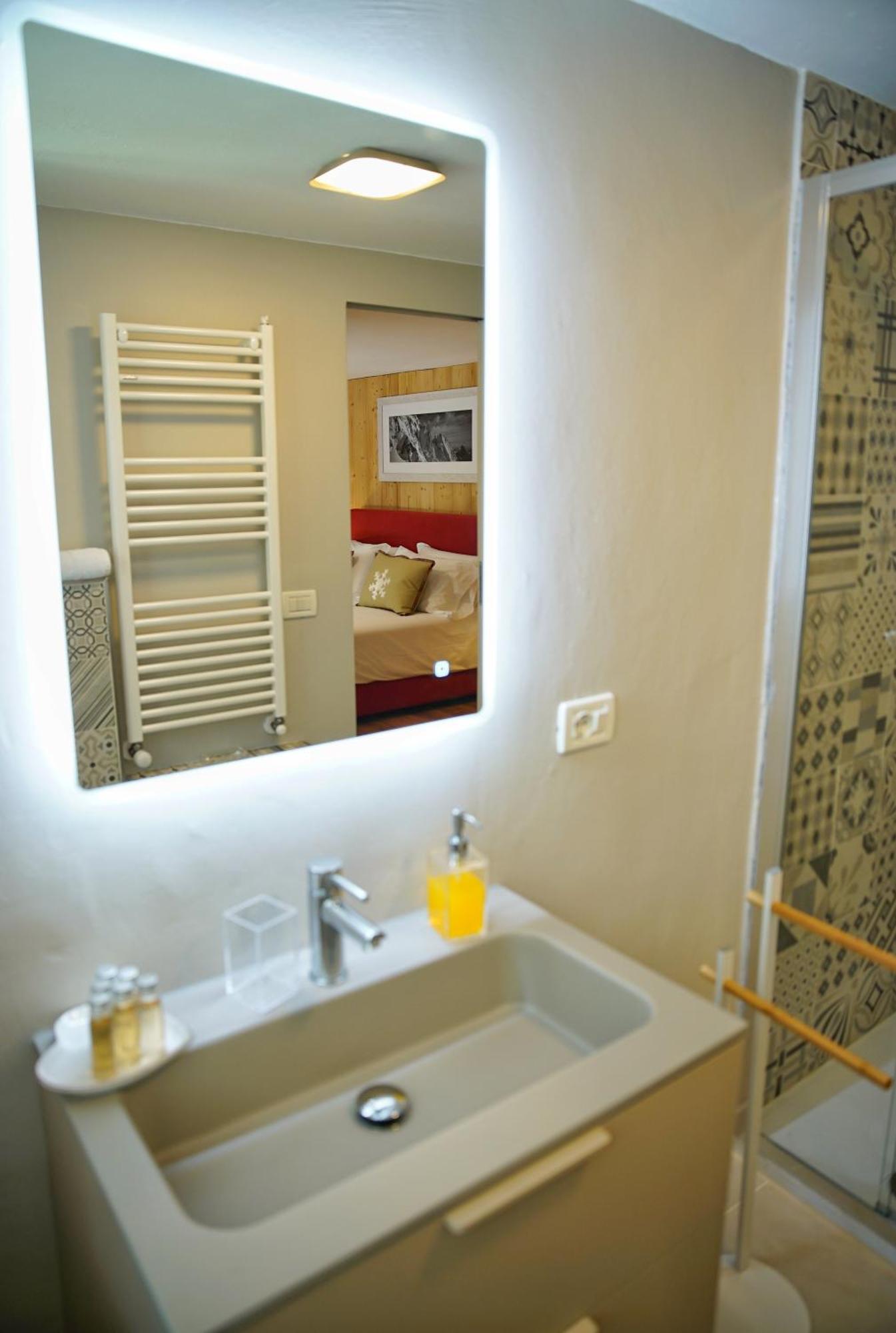 Bed and Breakfast Lo Chalet Pontboset Екстер'єр фото
